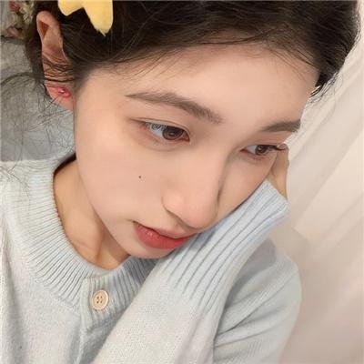 壁花女孩梦游中